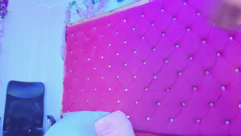 miaa_davis_ online show from 03/29/26, 02:55