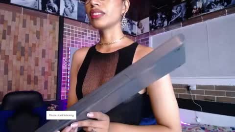Snapshot of miaa_ferrari1 chatting on 05/09/26, 10:42 MIA online show from 05/09/26, 10:42