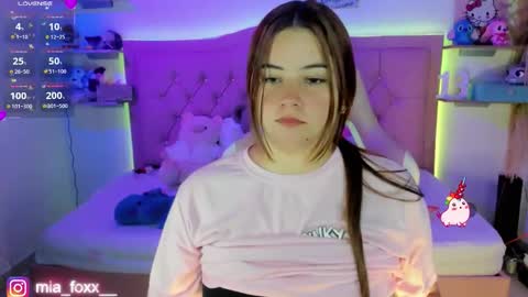 Mia online show from 01/15/26, 09:18