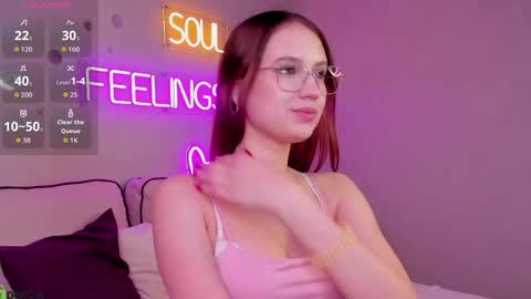 Mia online show from 06/05/26, 11:05