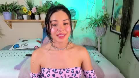 Snapshot of miaa_rose__ chatting on 10/09/25, 12:19 Miaa online show from 10/09/25, 12:19