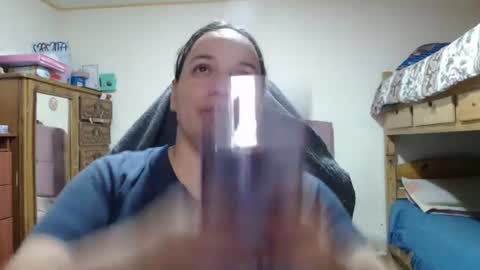 Snapshot of miaabrownn chatting on 06/10/26, 09:14 MIA online show from 06/10/26, 09:14