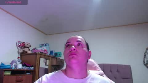 Snapshot of miaabrownn chatting on 06/22/26, 12:35 MIA online show from 06/22/26, 12:35