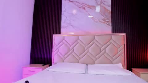 Miaa Farrel online show from 09/08/25, 07:13