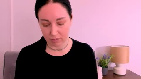 Mia online show from 04/27/26, 04:27