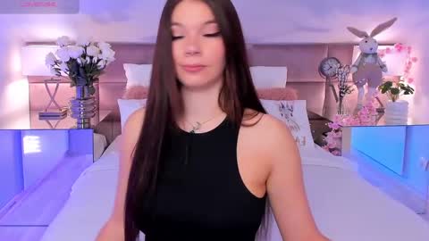 Mia online show from 03/28/26, 08:19