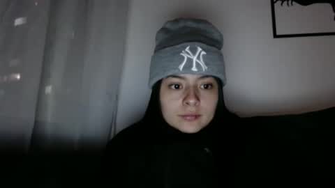 miaandnaty1 online show from 01/06/25, 04:47