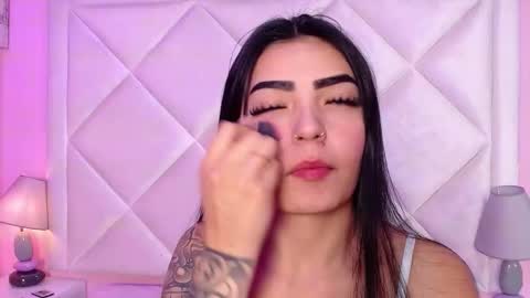 Alexandra online show from 10/24/25, 11:39