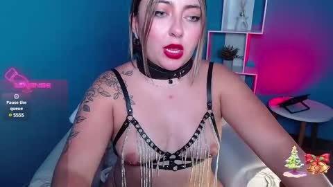 Snapshot of miaawild chatting on 01/05/25, 08:52 Andrea online show from 01/05/25, 08:52