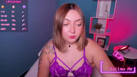 Snapshot of miaawild chatting on 02/17/25, 09:41 Andrea online show from 02/17/25, 09:41