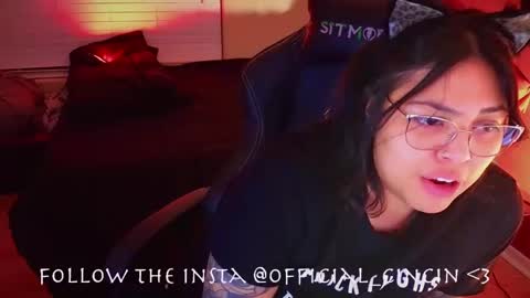 Mia online show from 02/12/25, 02:35