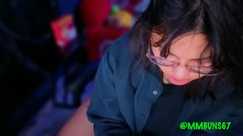 Mia online show from 11/13/25, 12:20