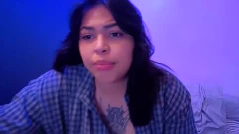 Mia online show from 05/19/26, 02:18
