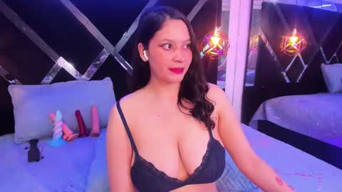 Mia online show from 02/25/26, 01:37