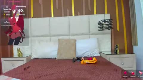 Snapshot of miacours chatting on 06/19/26, 07:06 MiaCours online show from 06/19/26, 07:06