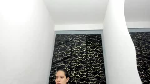 Snapshot of miacours chatting on 07/05/26, 02:35 MiaCours online show from 07/05/26, 02:35