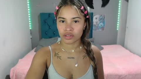 miacumgirl online show from 06/01/26, 12:29