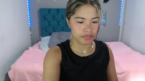 miacumgirl online show from 06/03/26, 12:30