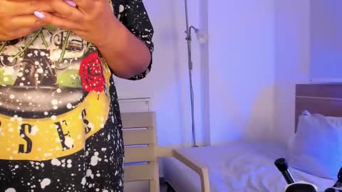 IG Yojanagomez  online show from 06/03/26, 11:21