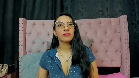 miadivinehyh online show from 06/10/26, 01:43