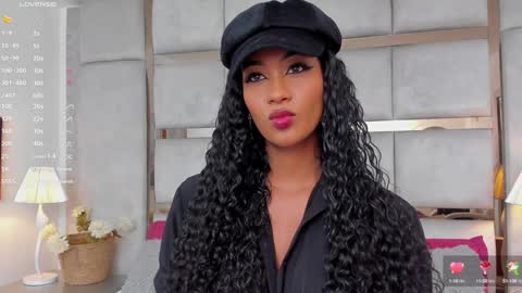 Snapshot of miaebony_ chatting on 12/01/24, 08:20 Call me Mia online show from 12/01/24, 08:20