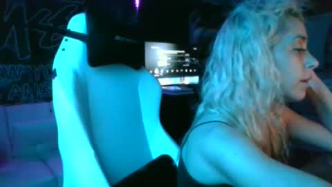 miaellababy online show from 09/24/25, 06:39