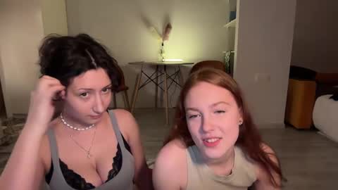 Snapshot of miafleur chatting on 04/30/26, 11:53 Mia online show from 04/30/26, 11:53
