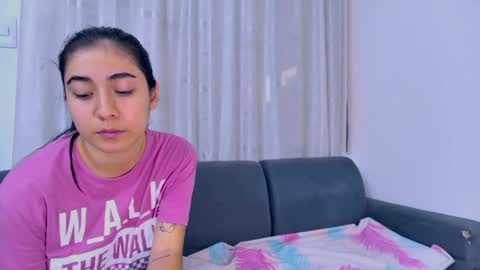 Snapshot of miaftmax chatting on 09/18/25, 02:52 MiaFTMaX online show from 09/18/25, 02:52