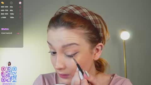 Mia online show from 01/09/26, 01:47