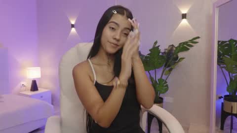 Snapshot of miagomez1 chatting on 11/26/25, 01:56 Mia Gomez online show from 11/26/25, 01:56