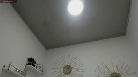 Miah Collins online show from 09/17/25, 11:23