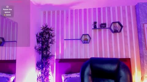 Mia Connor online show from 12/22/25, 08:50