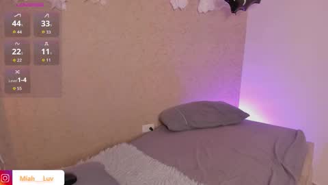 Miah online show from 10/23/25, 09:02