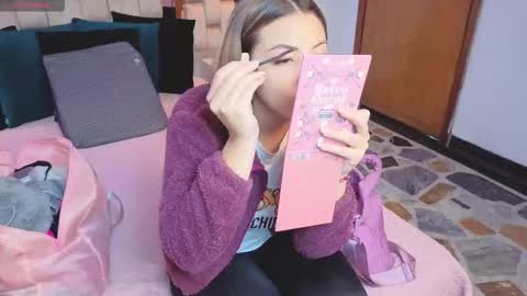 miah_stewart online show from 02/03/26, 12:43