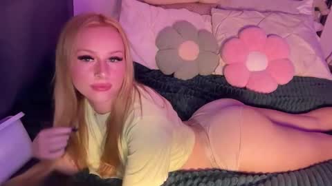 Mia Harper online show from 10/29/25, 08:21