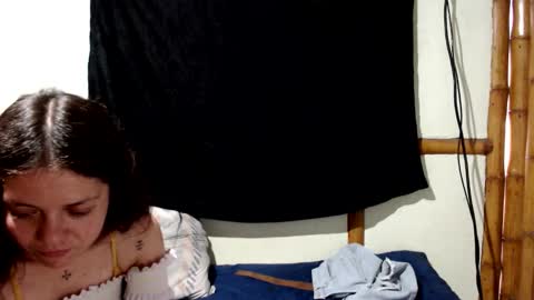 Snapshot of miahells chatting on 10/26/25, 10:15 Mia Sam online show from 10/26/25, 10:15