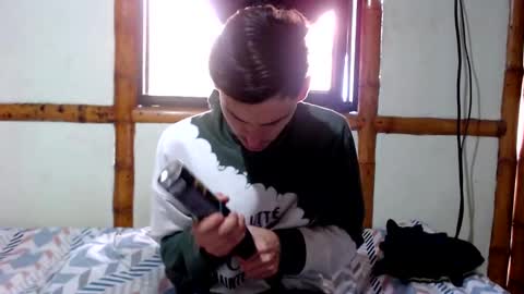 Snapshot of miahells chatting on 11/02/25, 02:08 Mia Sam online show from 11/02/25, 02:08