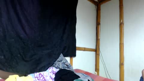 Snapshot of miahells chatting on 06/13/26, 06:28 Mia Sam online show from 06/13/26, 06:28