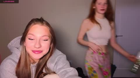 milanaaaa online show from 02/05/25, 06:59