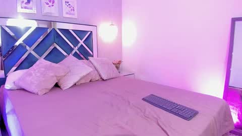 Mia Khalifa online show from 02/28/25, 11:36