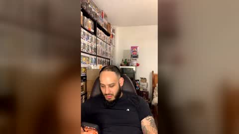 Mark online show from 04/15/26, 03:35