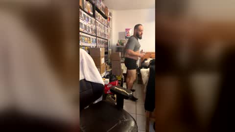 Mark online show from 04/20/26, 07:00