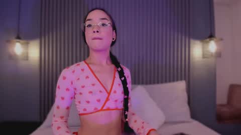 Snapshot of mialarouse chatting on 02/23/26, 08:39 Mia Larouse online show from 02/23/26, 08:39