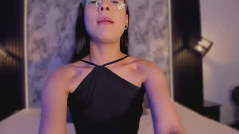 Snapshot of mialarouse chatting on 03/02/26, 08:26 Mia Larouse online show from 03/02/26, 08:26