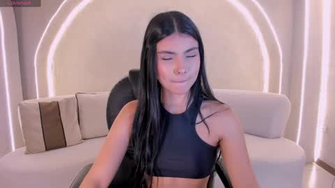 Call me Mia  online show from 04/15/26, 07:58