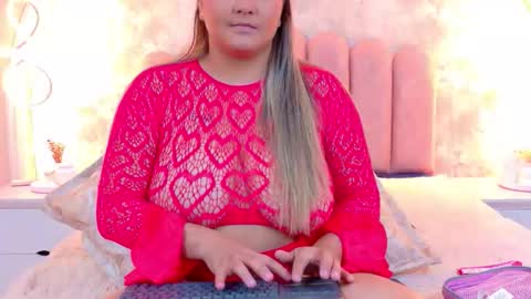 Mia online show from 04/09/26, 04:34