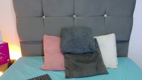 MIA online show from 01/16/26, 02:43