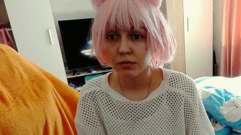 Mia online show from 04/20/26, 12:08