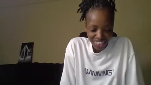 Muffin online show from 04/17/26, 03:04