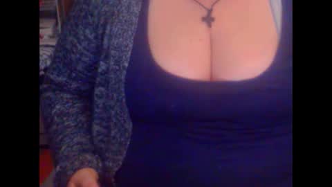 maya online show from 03/05/25, 08:21